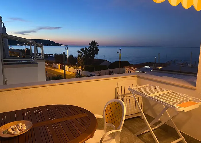 Lägenhet Terrazza Sul Golfo Di Venere